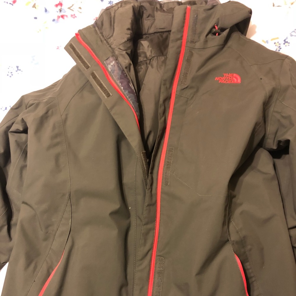 Women’s north face 3 in 1 convertible jacket